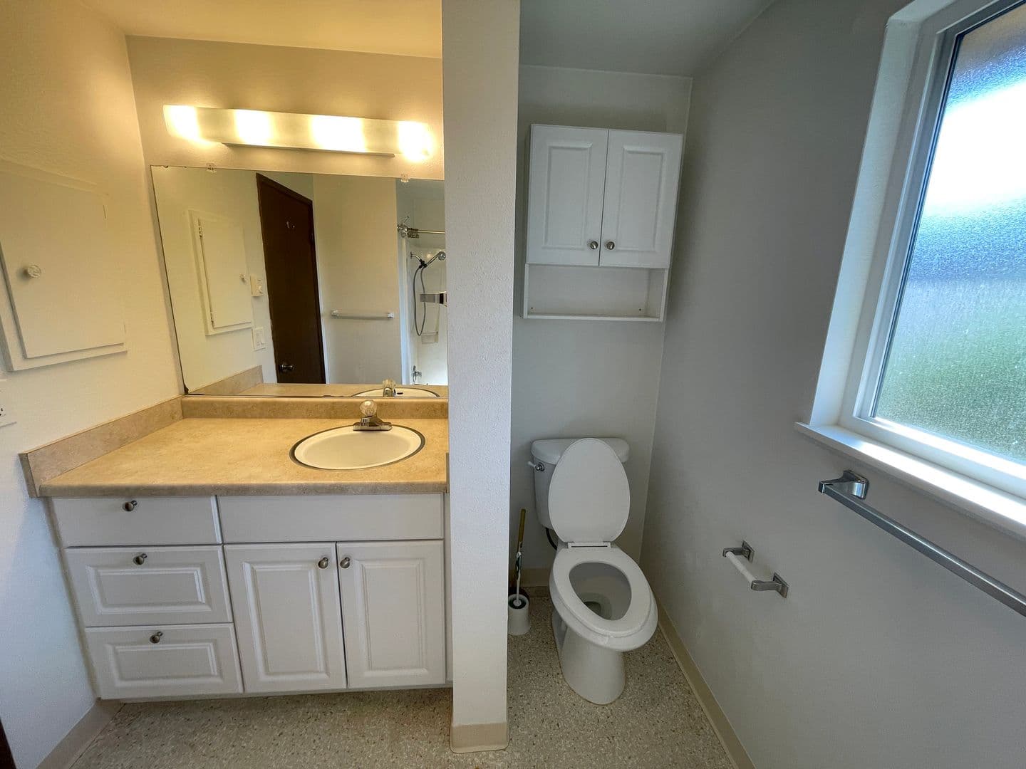 Portland Apartment: 6611 SW Canyon Ln