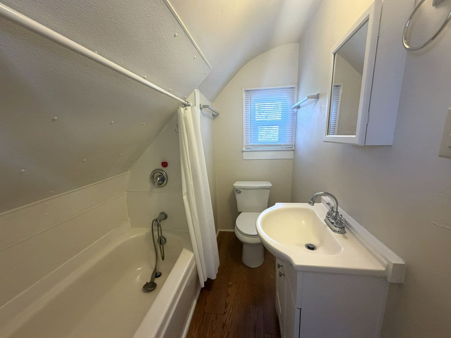 Portland House: 5266 NE 15th Avenue