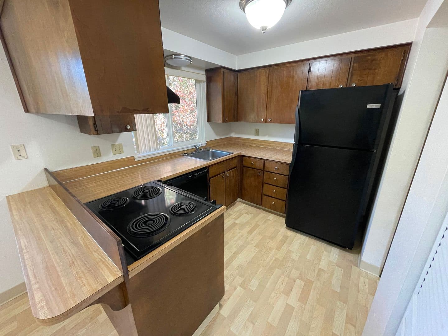 Gresham Apartment: 21055-21059 SE Morrison St