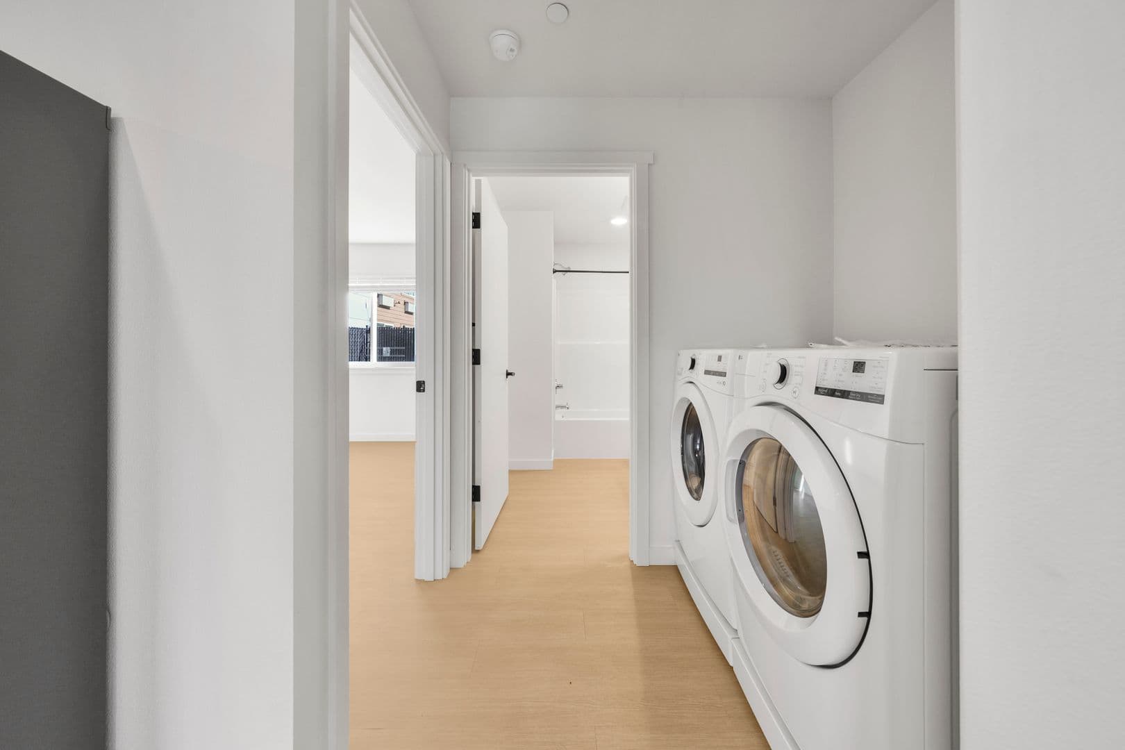 Seaside Apartment: 916 S. Holladay Drive
