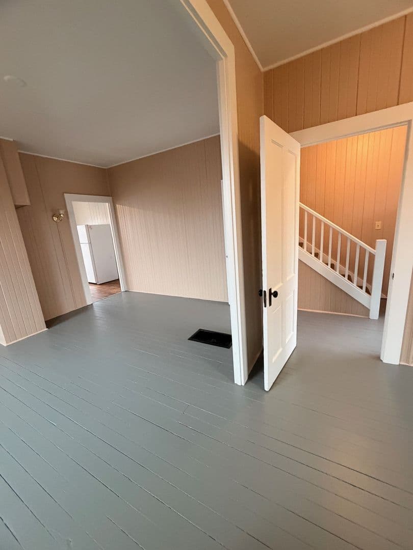 Astoria Apartment: 3356/3372/3376 Franklin Ave.