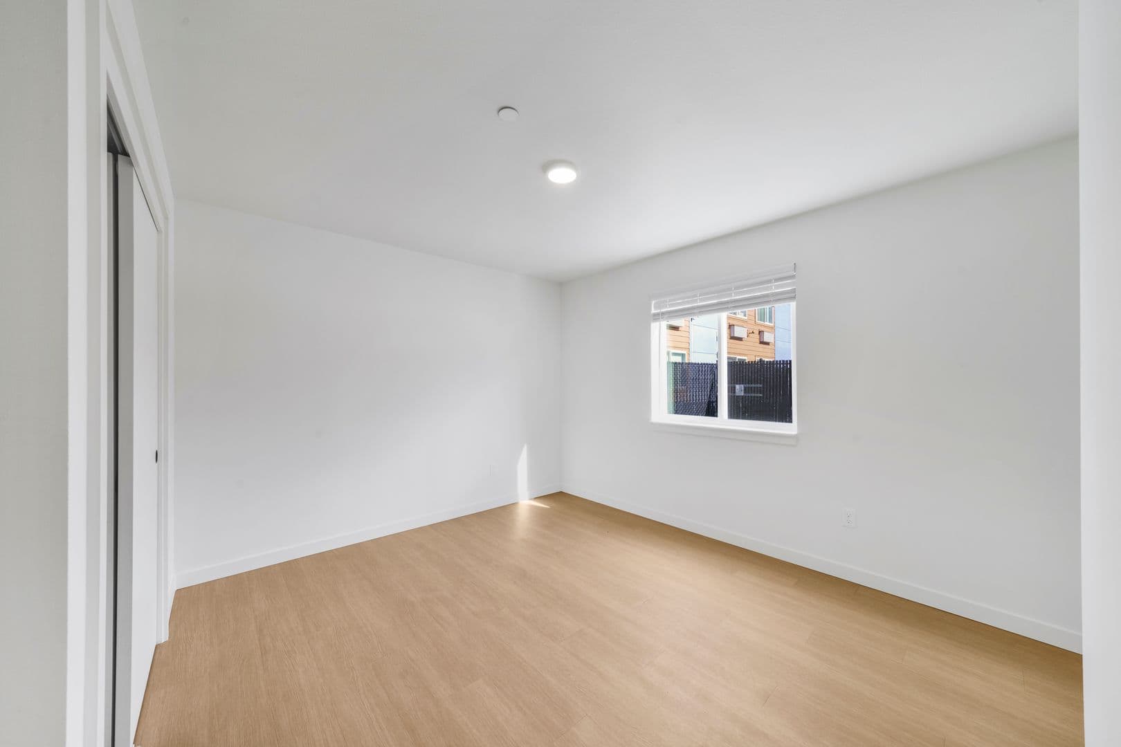 Seaside Apartment: 916 S. Holladay Drive