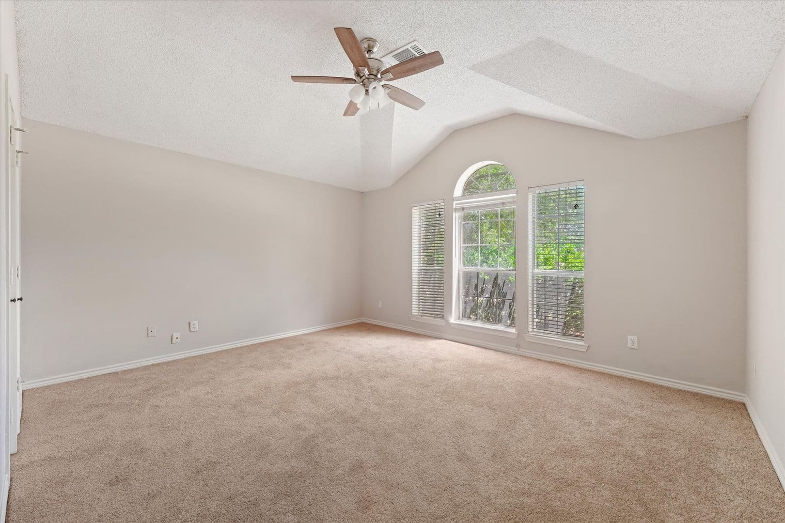 Frisco House: 11900 Port Rd