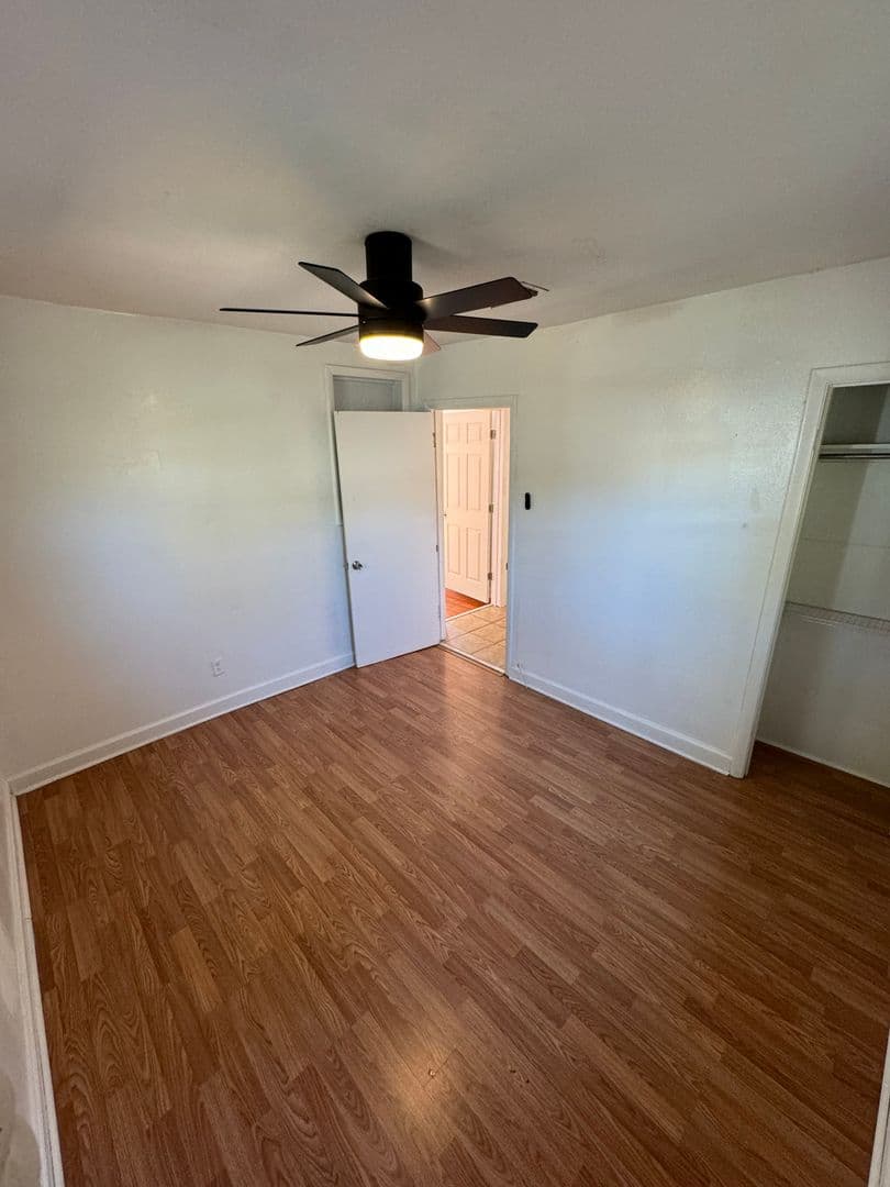 Tallahassee House: 104 Edwards Street