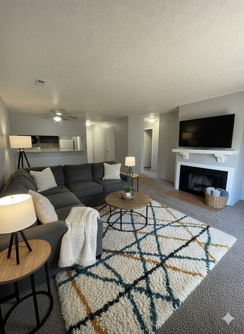 Wichita Apartment: 6747 W Par Ln