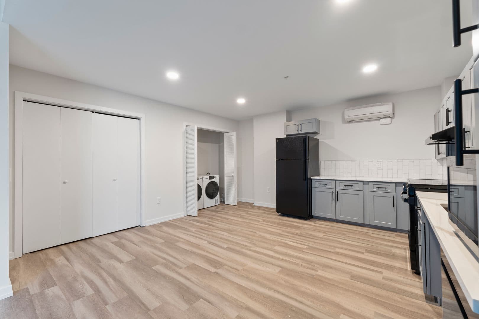 Hazleton Apartment: 145 West Broad Street