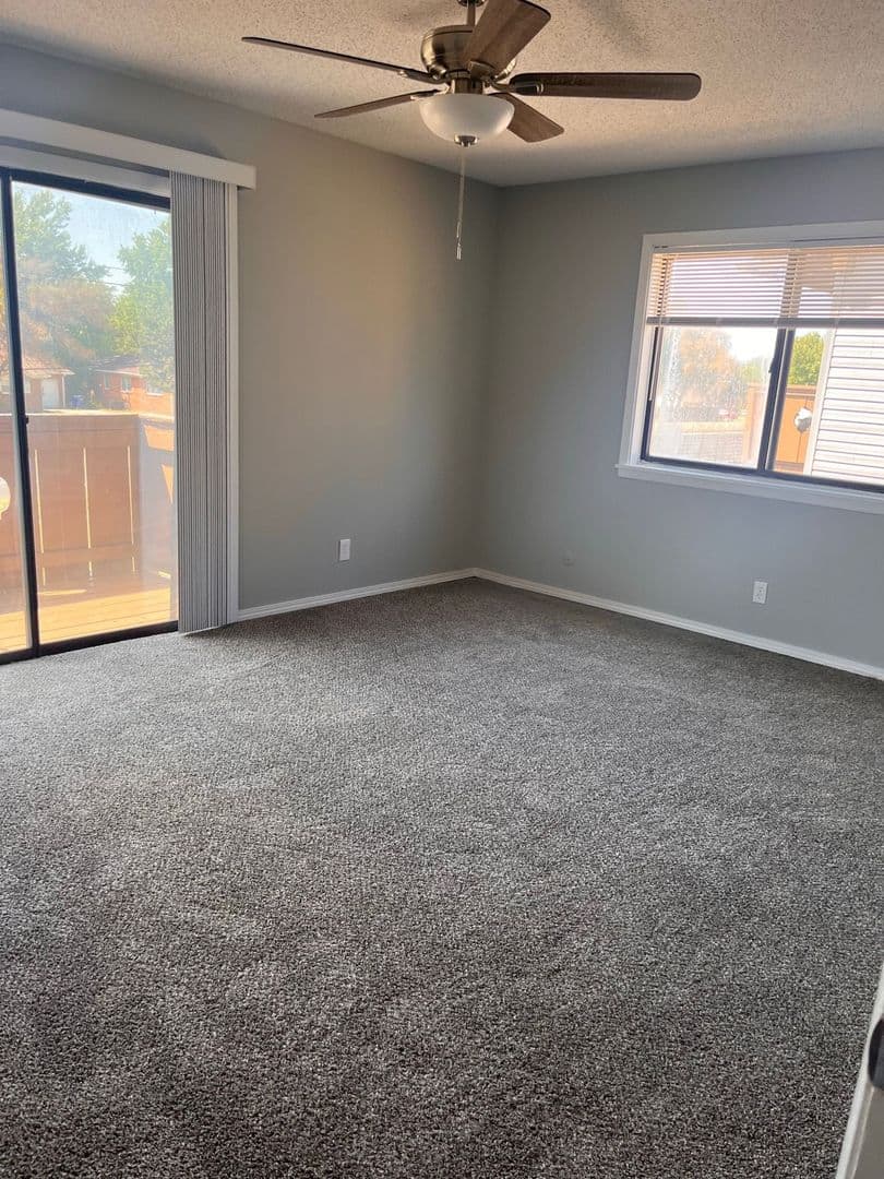 Wichita Apartment: 1000 S Woodlawn Street