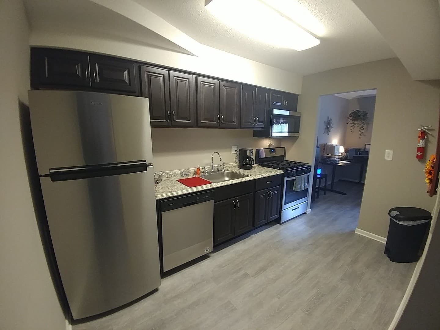 Temple Apartment: 500 Shalter Avenue