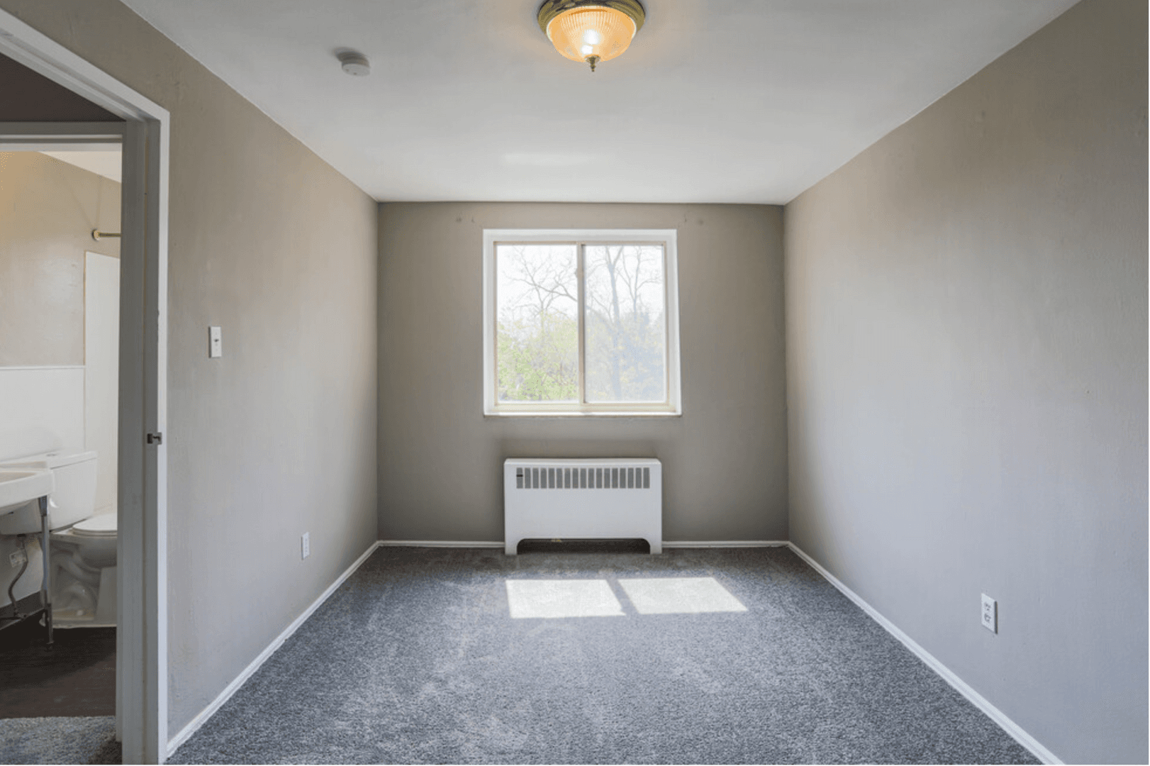 Pittsburgh Apartment: 1526 Parkline Drive