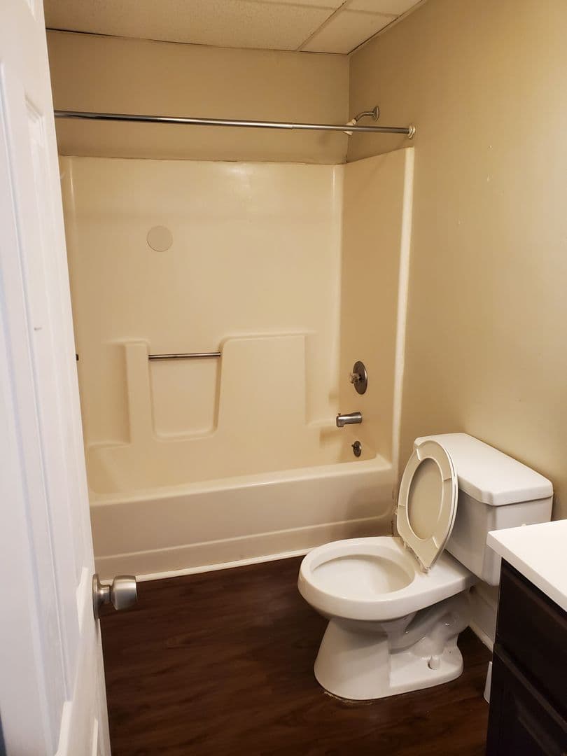 Easton Apartment: 5 N 3rd Street