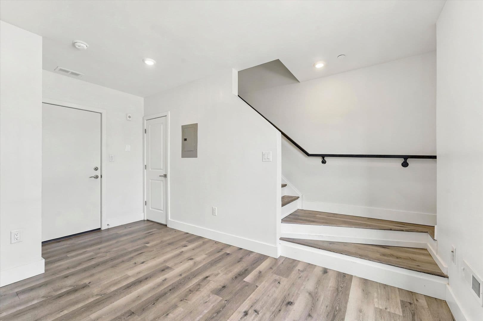 Philadelphia Apartment: 4700 Chestnut St