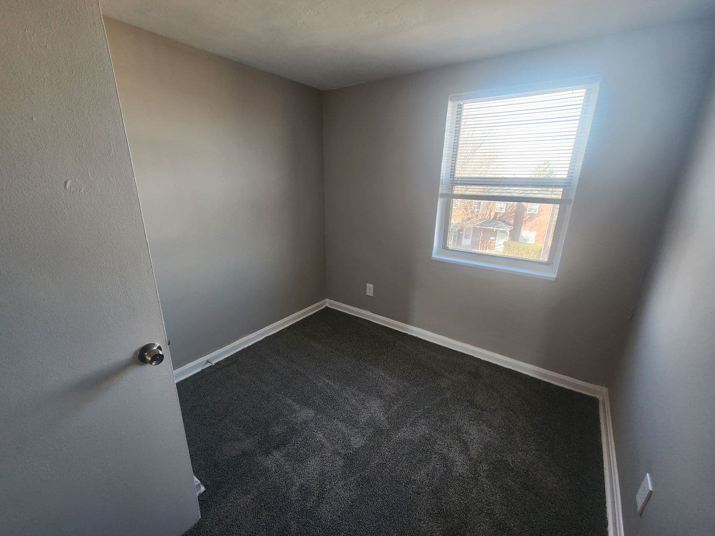 Pittsburgh Apartment: 1526 Parkline Drive