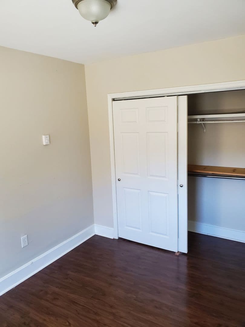 Easton Apartment: 5 N 3rd Street