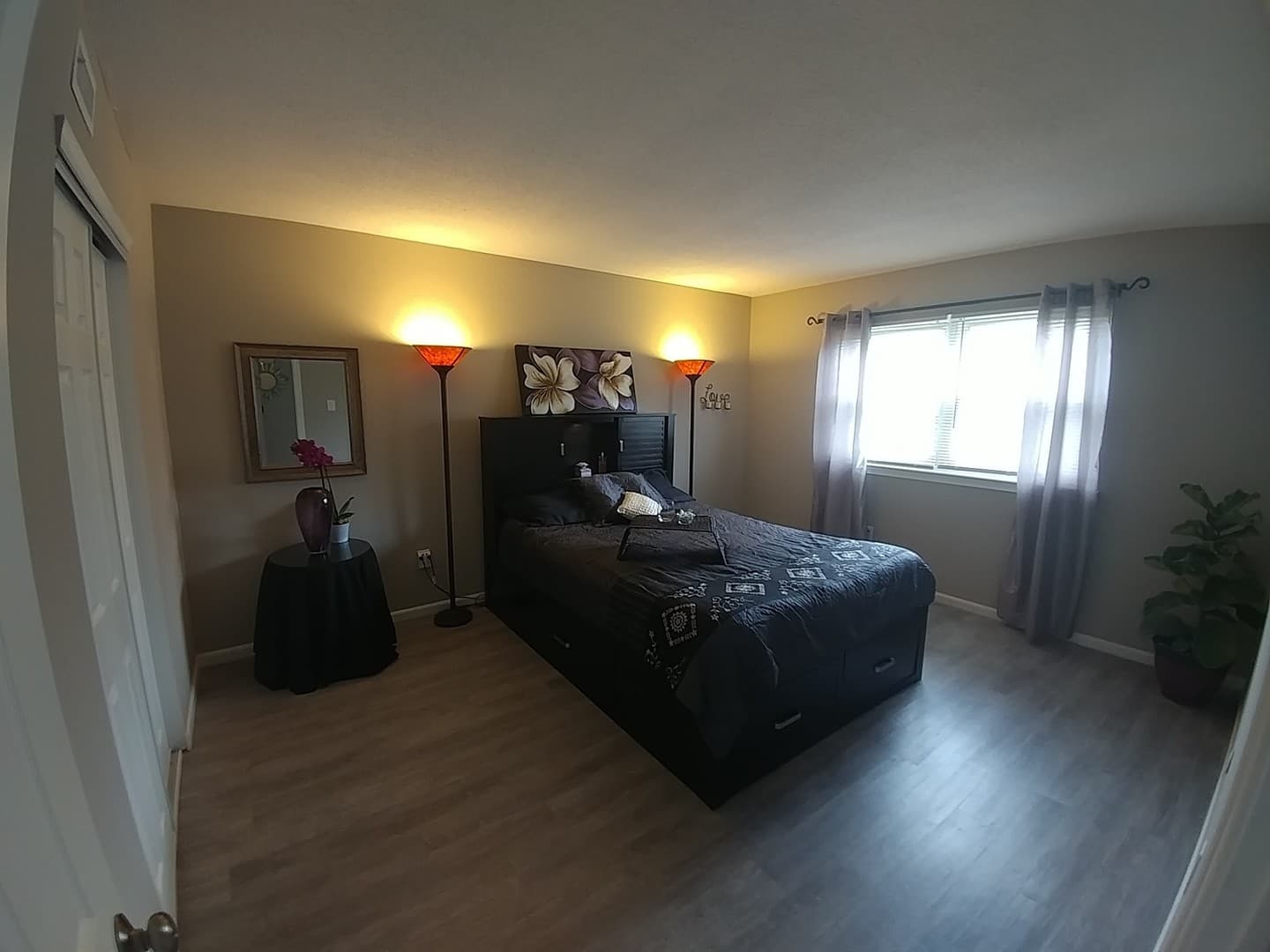 Temple Apartment: 500 Shalter Avenue
