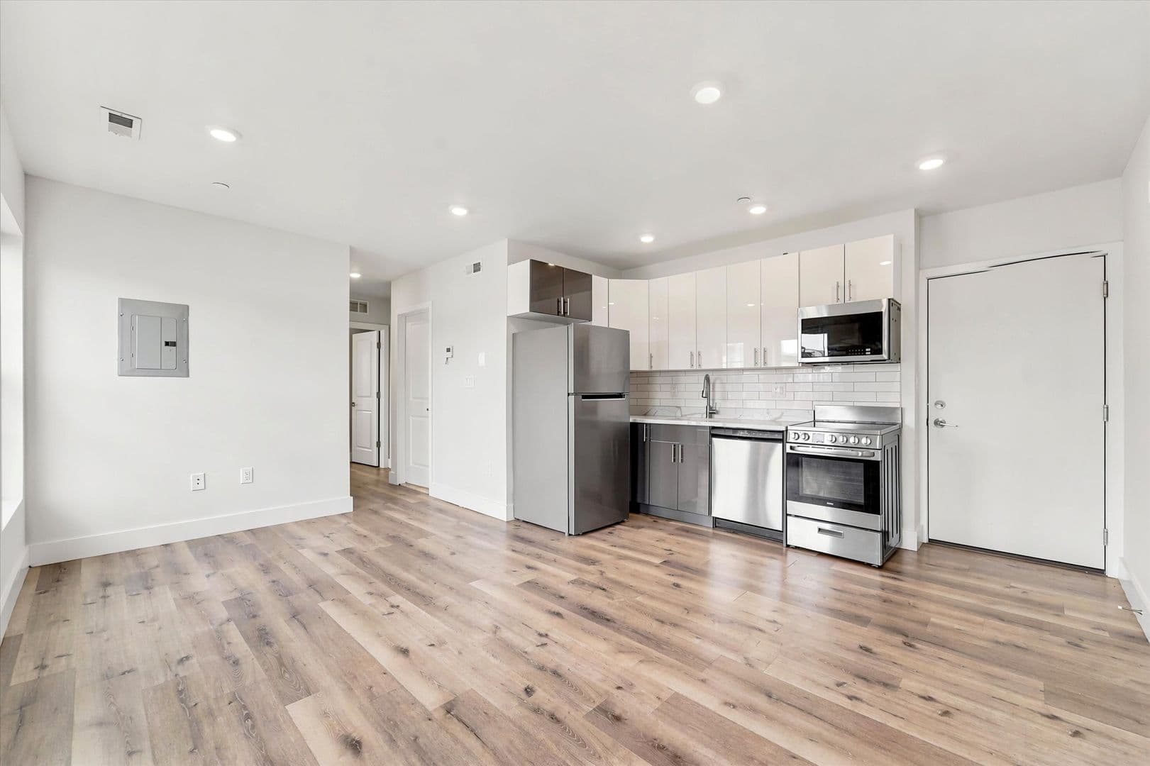 Philadelphia Apartment: 4700 Chestnut St