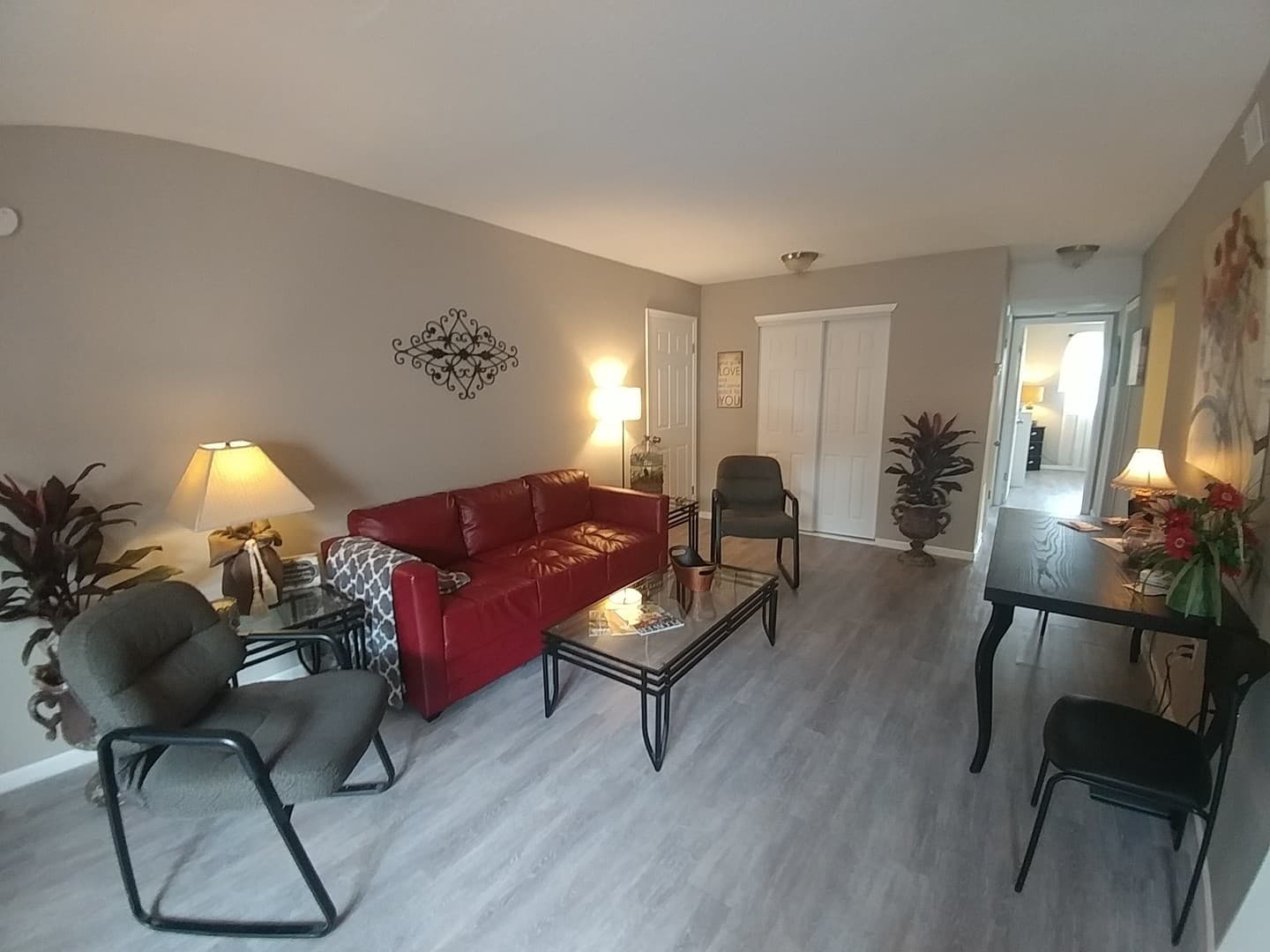 Temple Apartment: 500 Shalter Avenue
