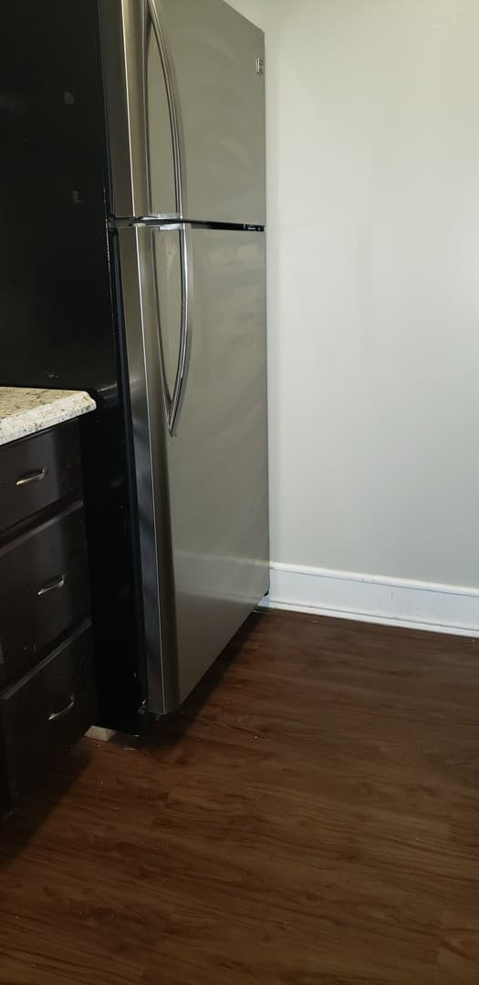 Easton Apartment: 5 N 3rd Street