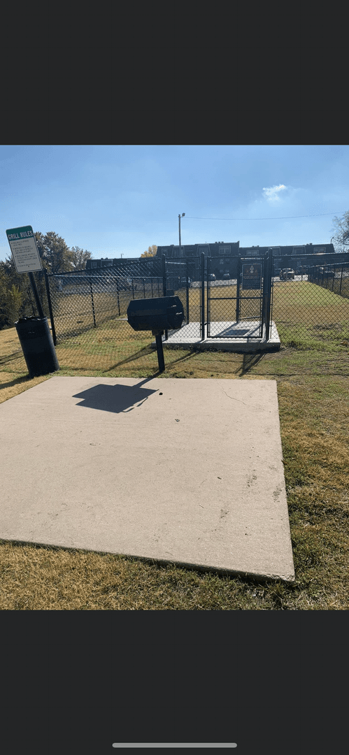 Wichita Apartment: 519 W. 27th St. South