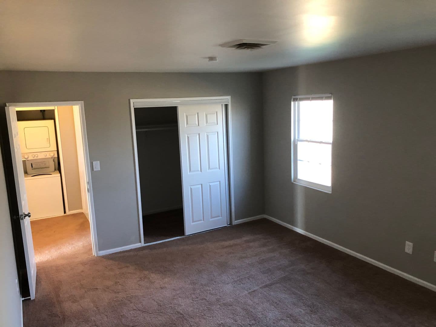 Kutztown Apartment: 40-80 S Elm Street