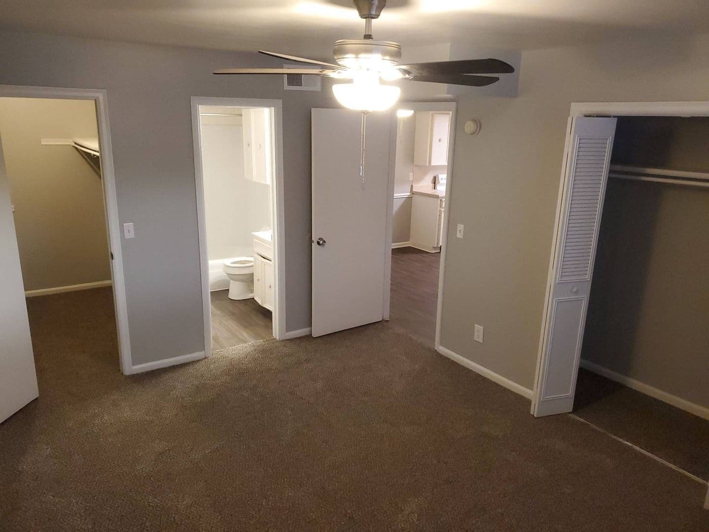 Wichita Apartment: 7826 E. Douglas Ave.