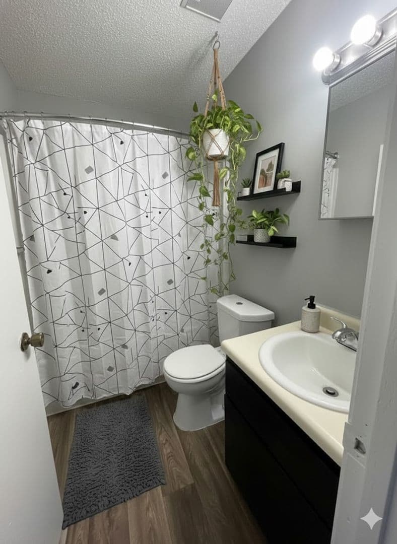 Wichita Apartment: 6747 W Par Ln