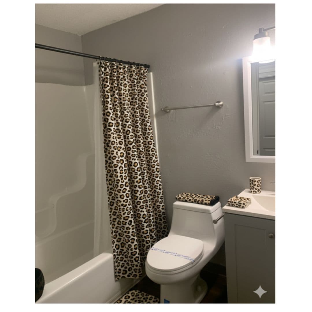 Wichita Apartment: 333 W 21st Street N