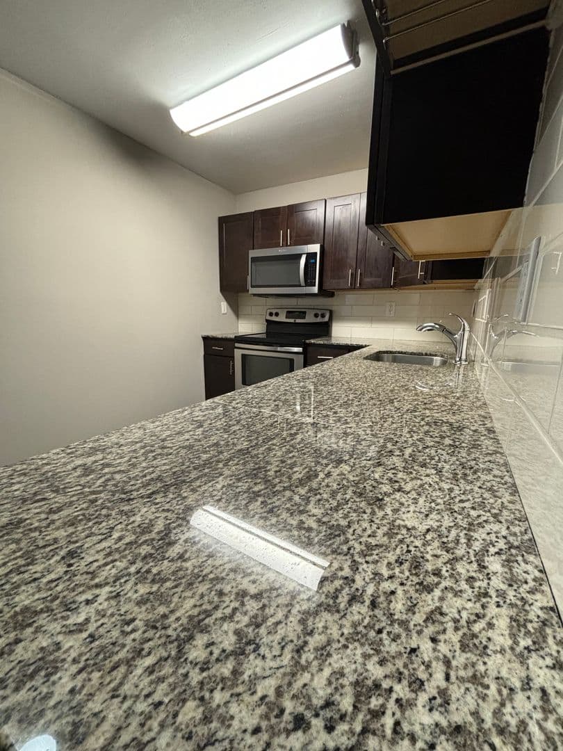 Freemansburg Apartment: 321 Monroe Street