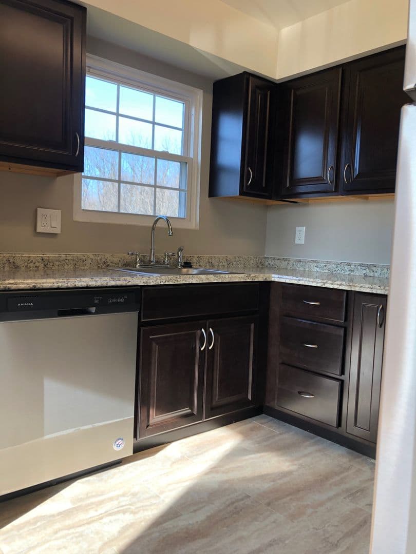 Kutztown Apartment: 40-80 S Elm Street