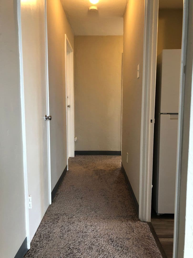 Pittsburgh Apartment: 1661 Skyline Dr