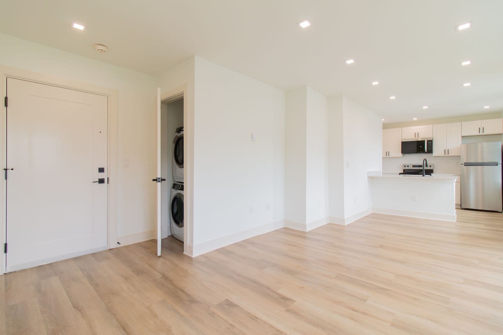 Easton Apartment: 5 N 3rd Street