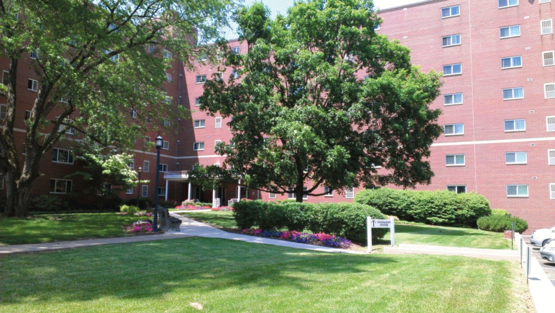Carnegie Apartment: 834 Washington Avenue