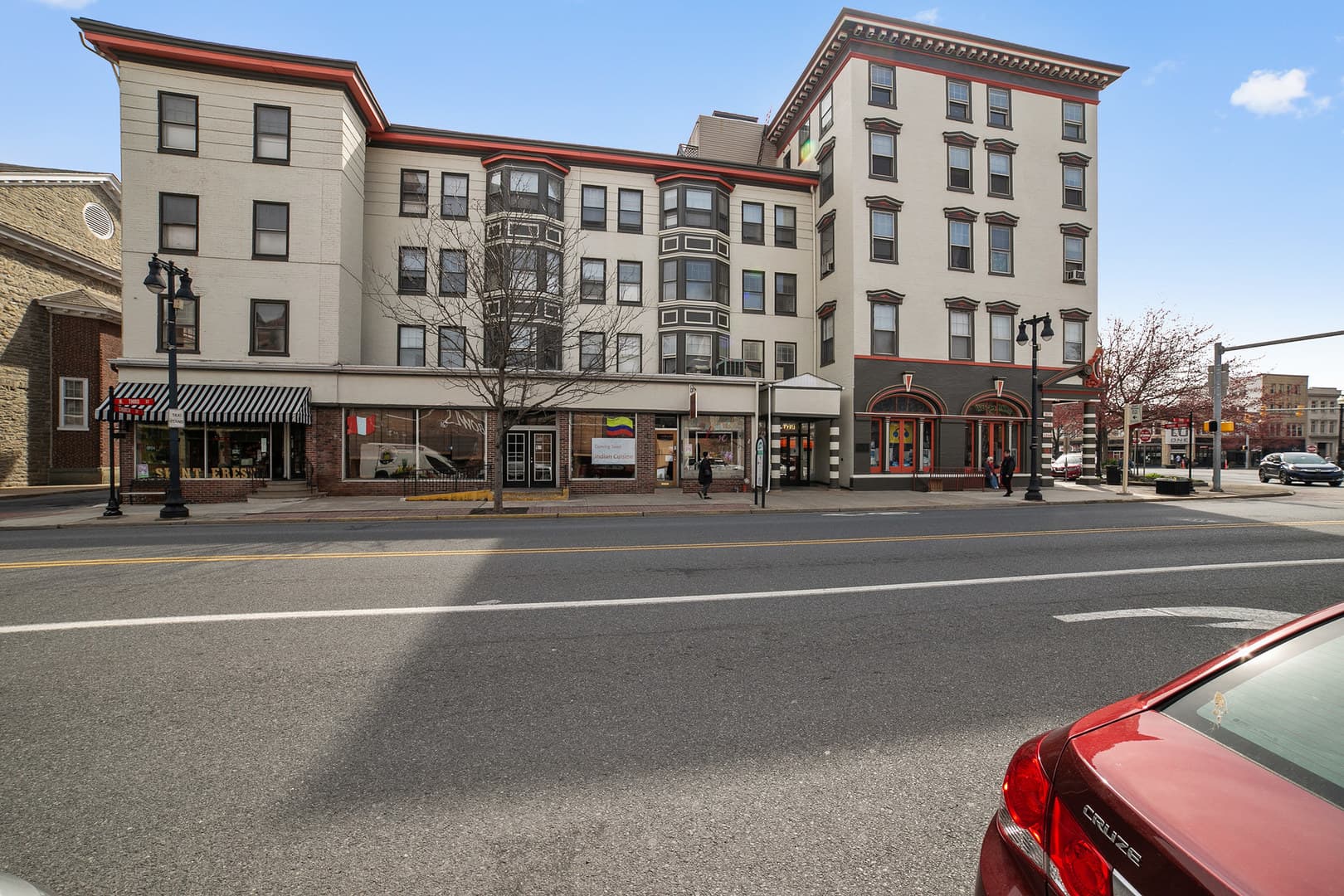 Easton Apartment: 5 N 3rd Street