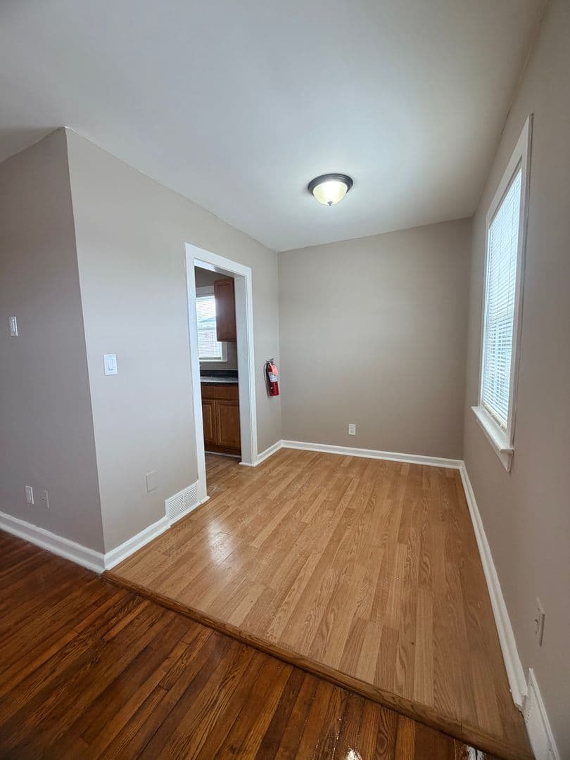 Easton Apartment: 102-282 Rock Street
