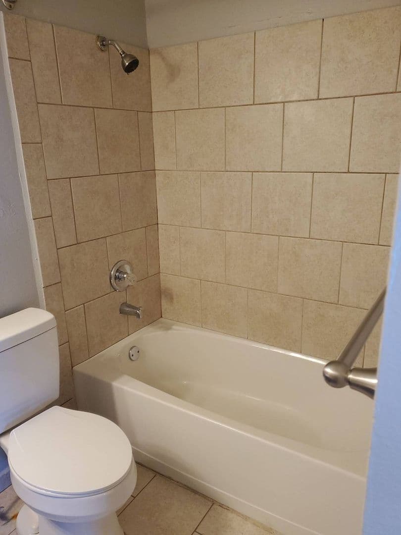Wichita Apartment: 734 N. Ridge Rd.