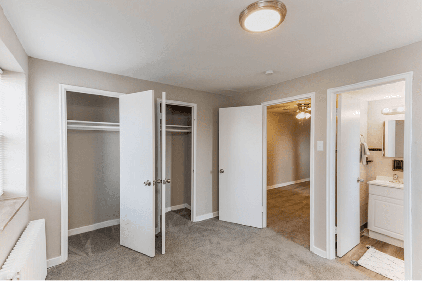 Pittsburgh Apartment: 1526 Parkline Drive