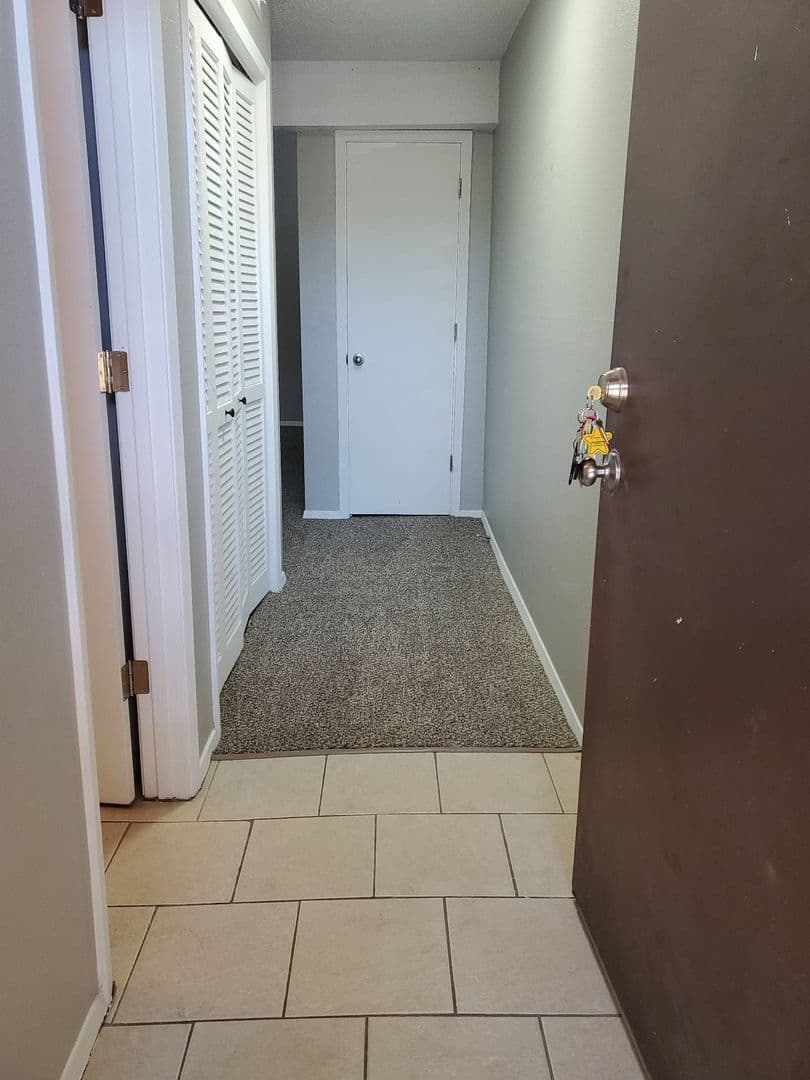 Wichita Apartment: 734 N. Ridge Rd.