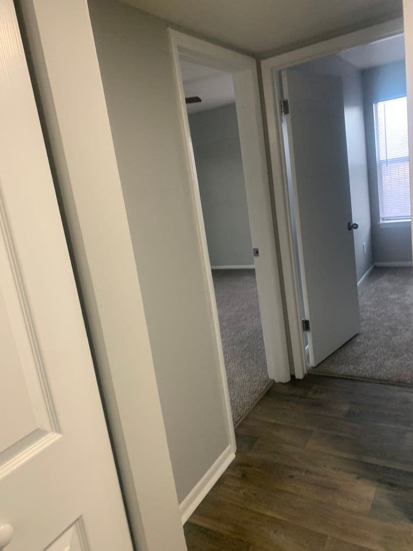 Wichita Apartment: 519 W. 27th St. South