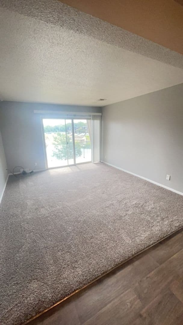 Wichita Apartment: 519 W. 27th St. South