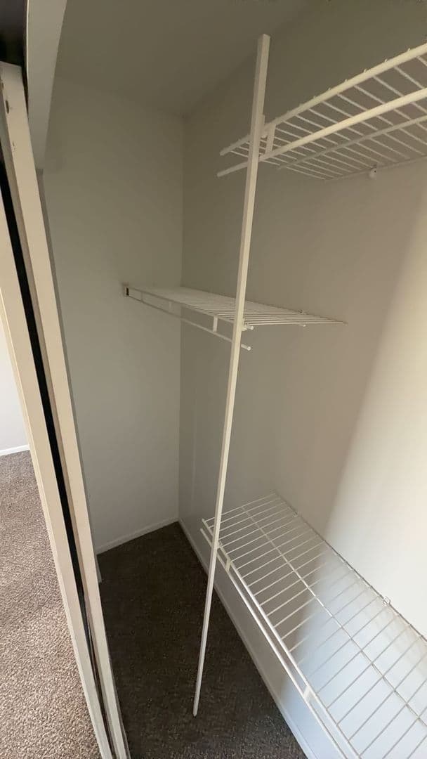 Mulvane Apartment: 340 E Rock Rd Ct