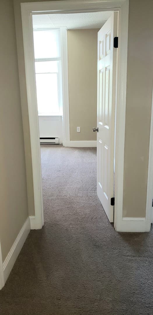 Easton Apartment: 5 N 3rd Street
