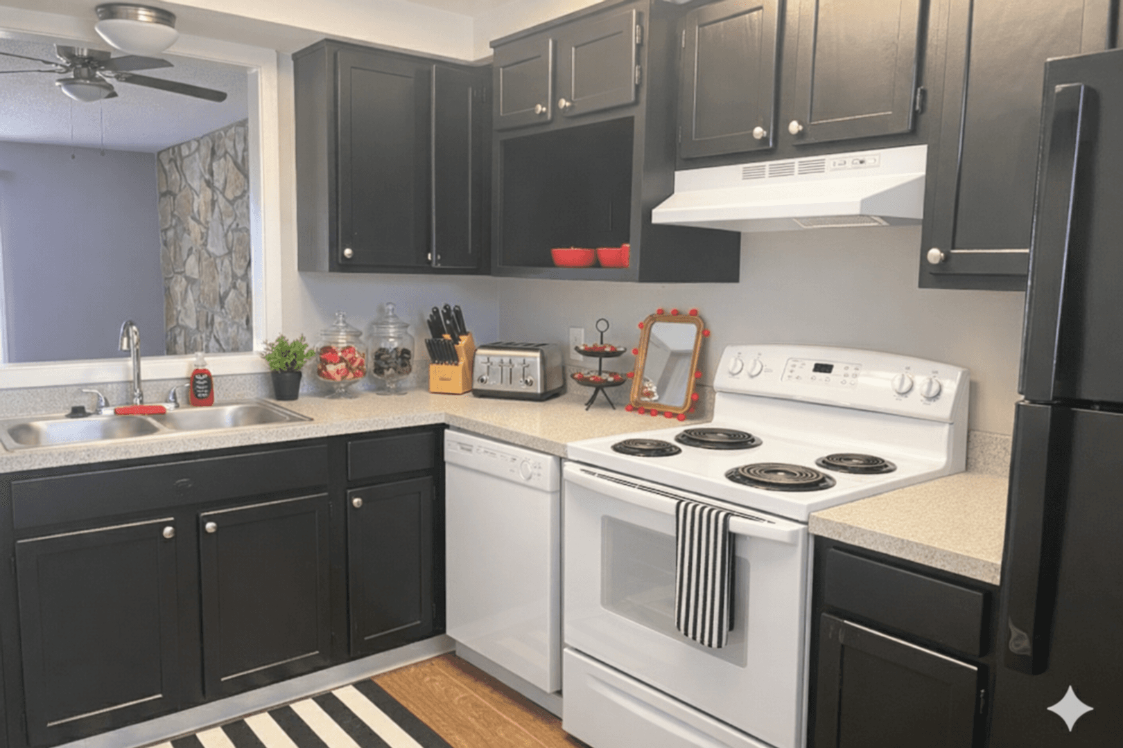 Wichita Apartment: 1000 S Woodlawn Street