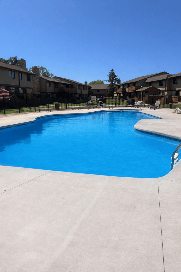 Wichita Apartment: 1000 S Woodlawn Street