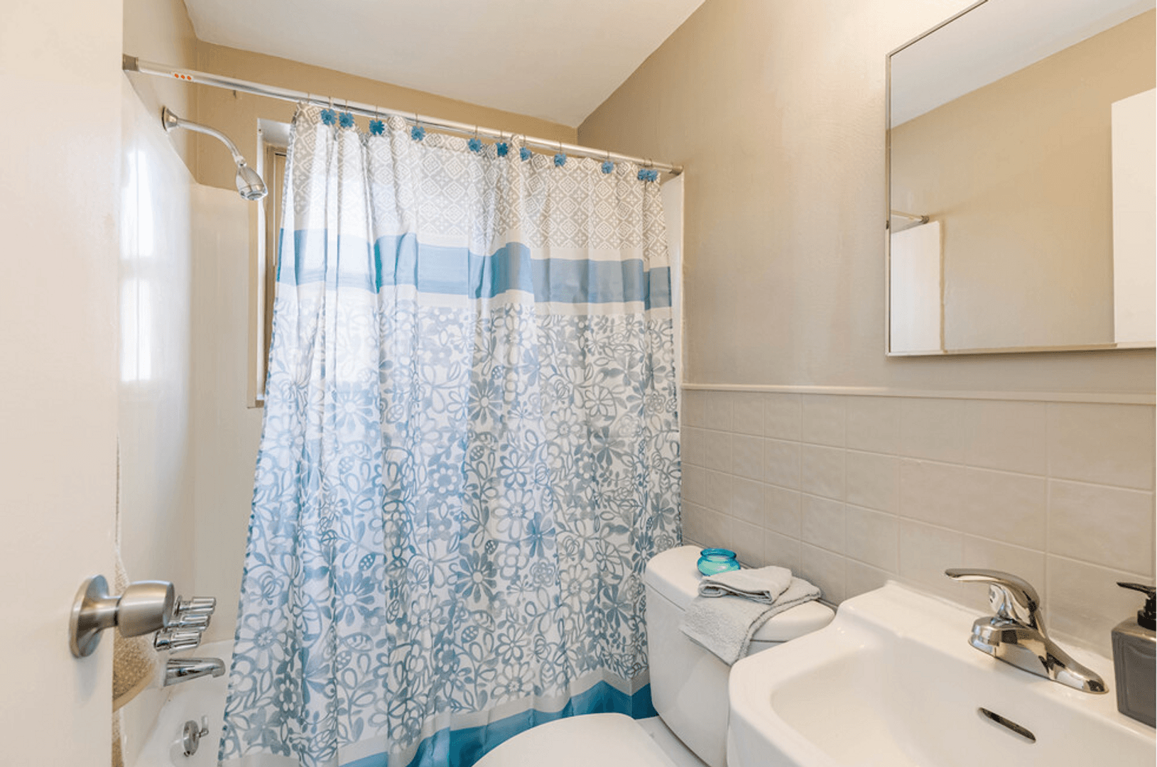 Pittsburgh Apartment: 1526 Parkline Drive