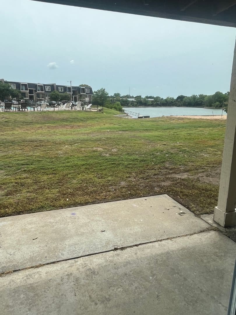 Wichita Apartment: 519 W. 27th St. South