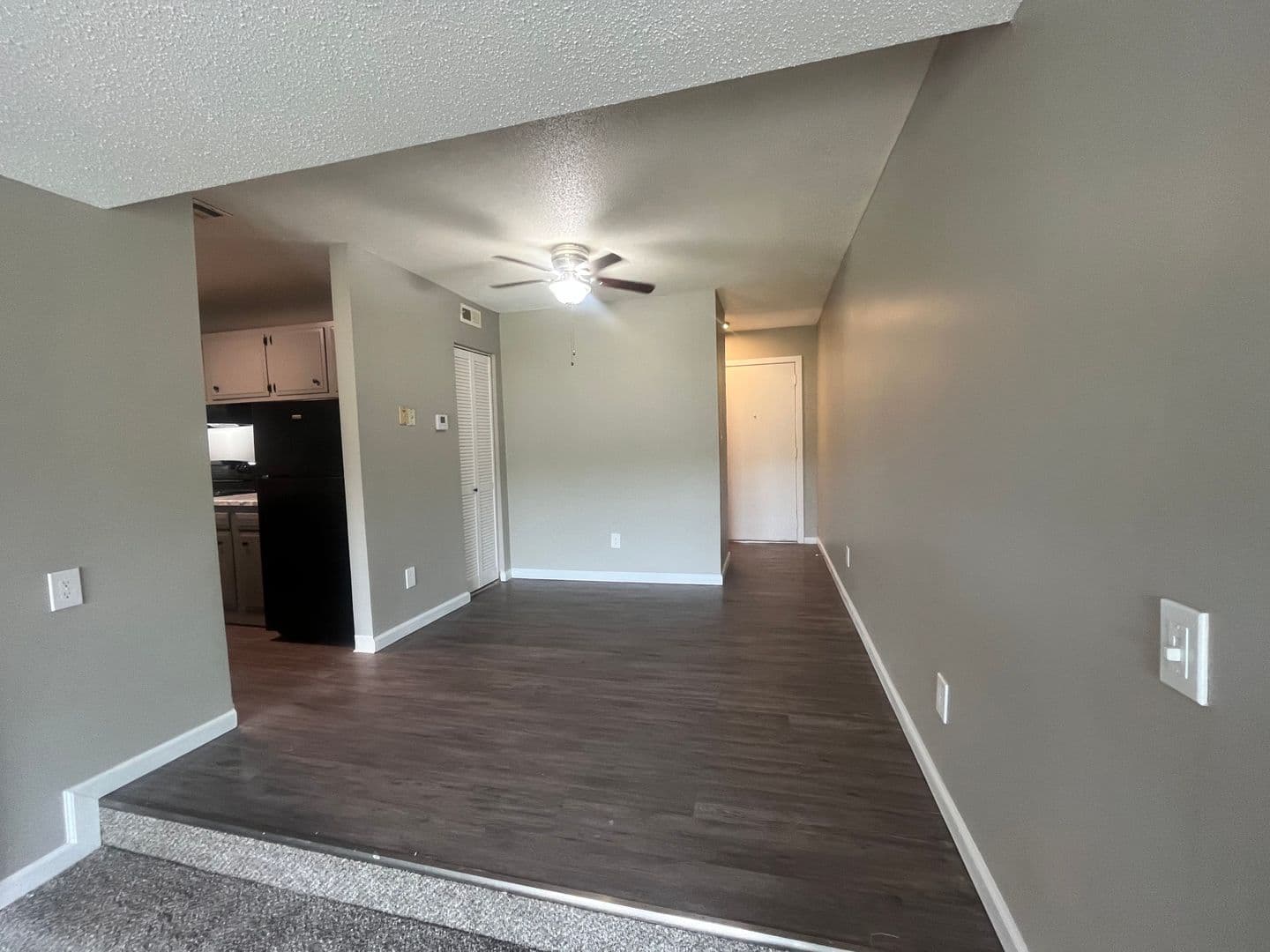 Wichita Apartment: 519 W. 27th St. South