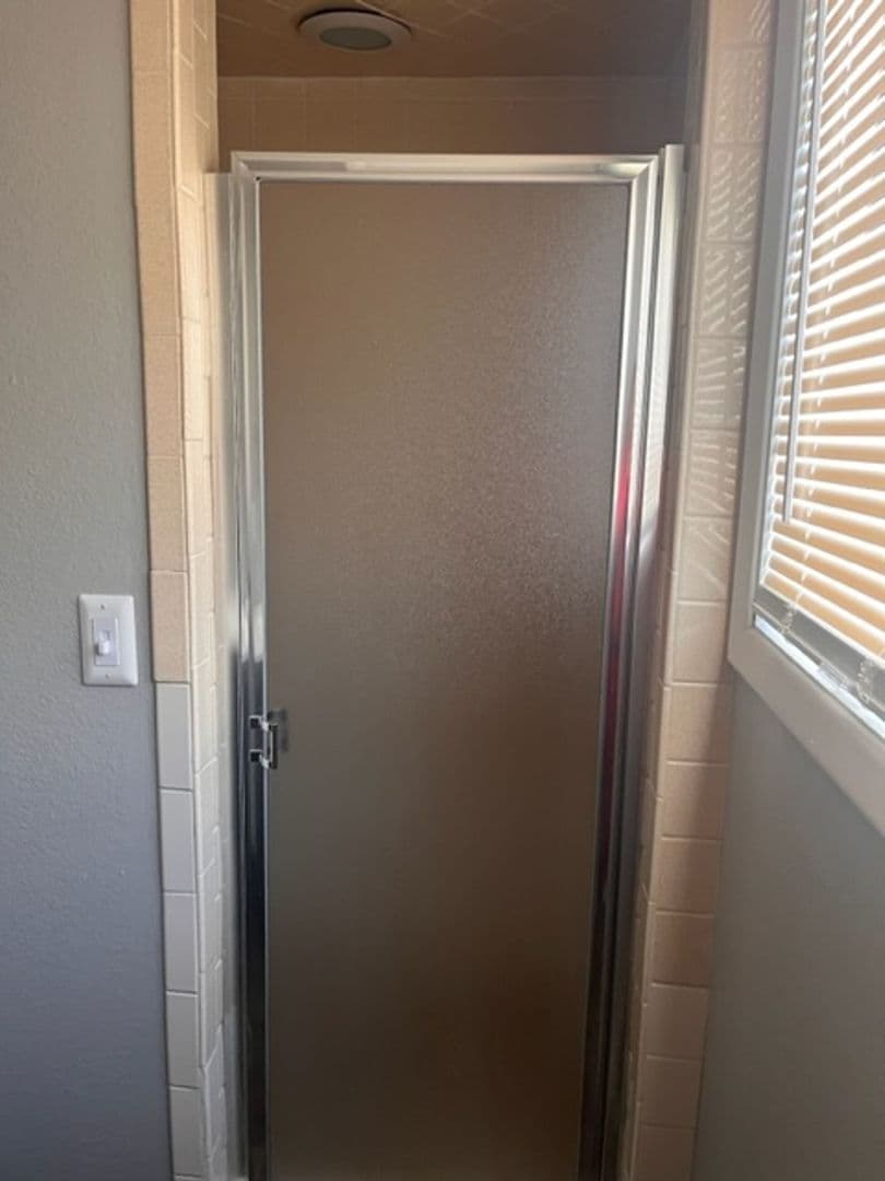 Wichita Apartment: 1000 S Woodlawn Street