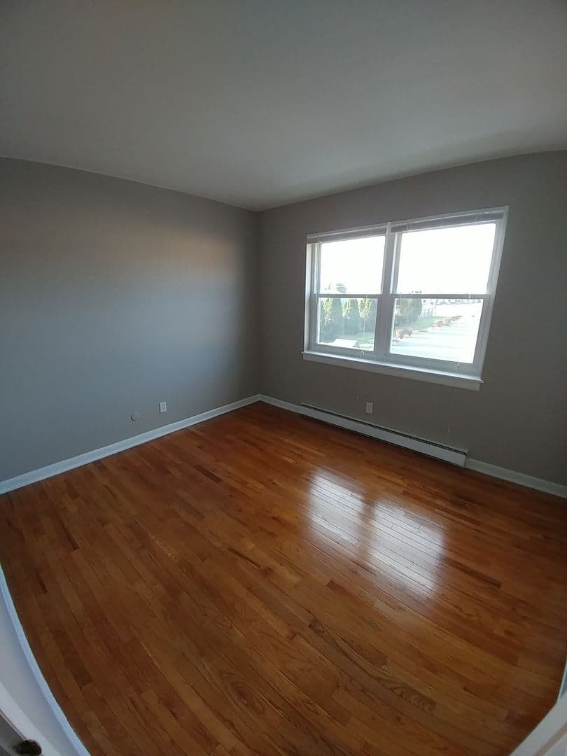 Temple Apartment: 412 Euclid Ave
