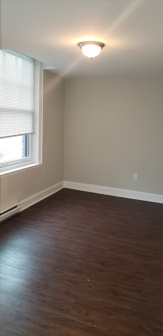 Easton Apartment: 5 N 3rd Street