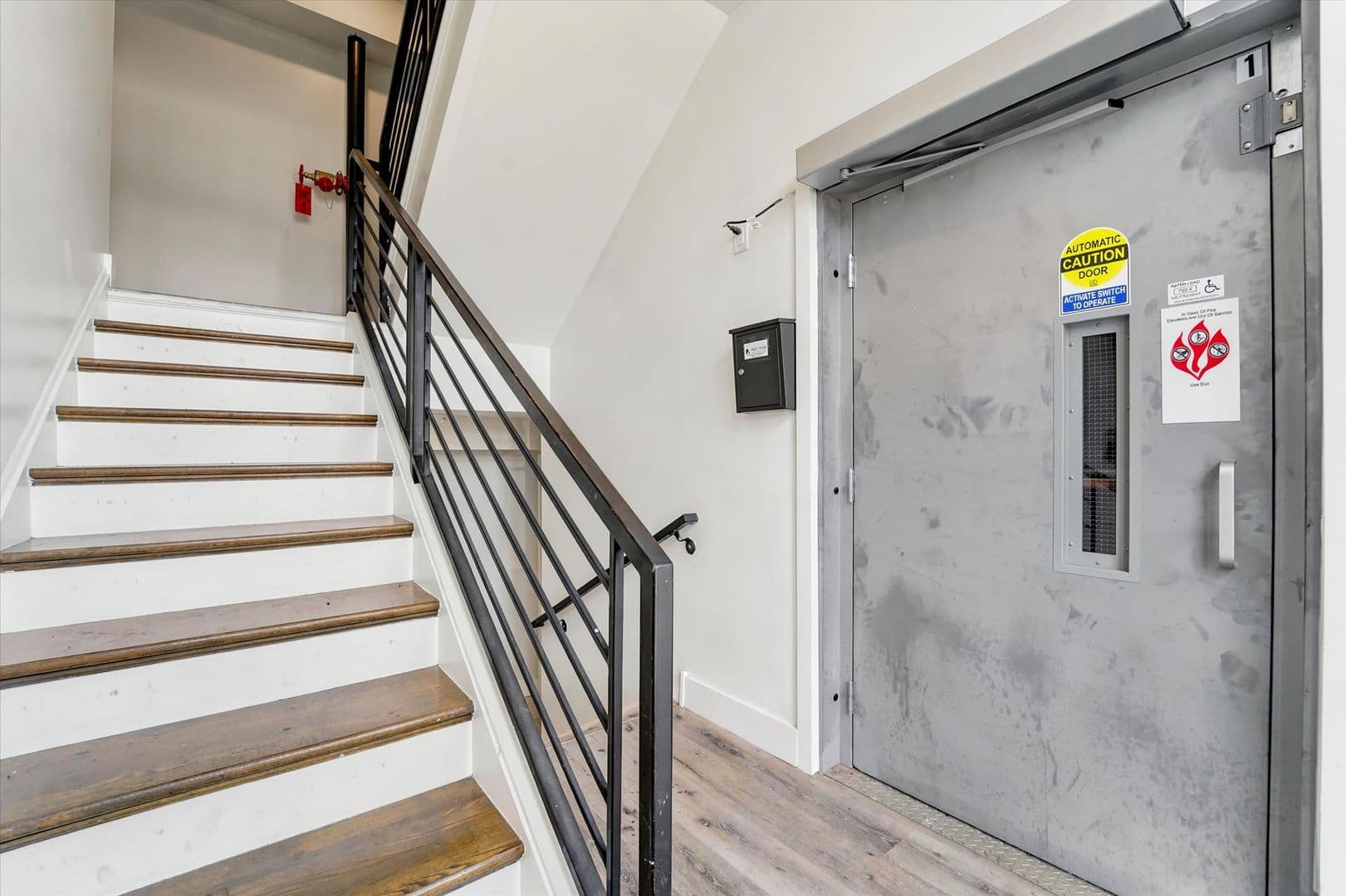 Philadelphia Apartment: 4700 Chestnut St