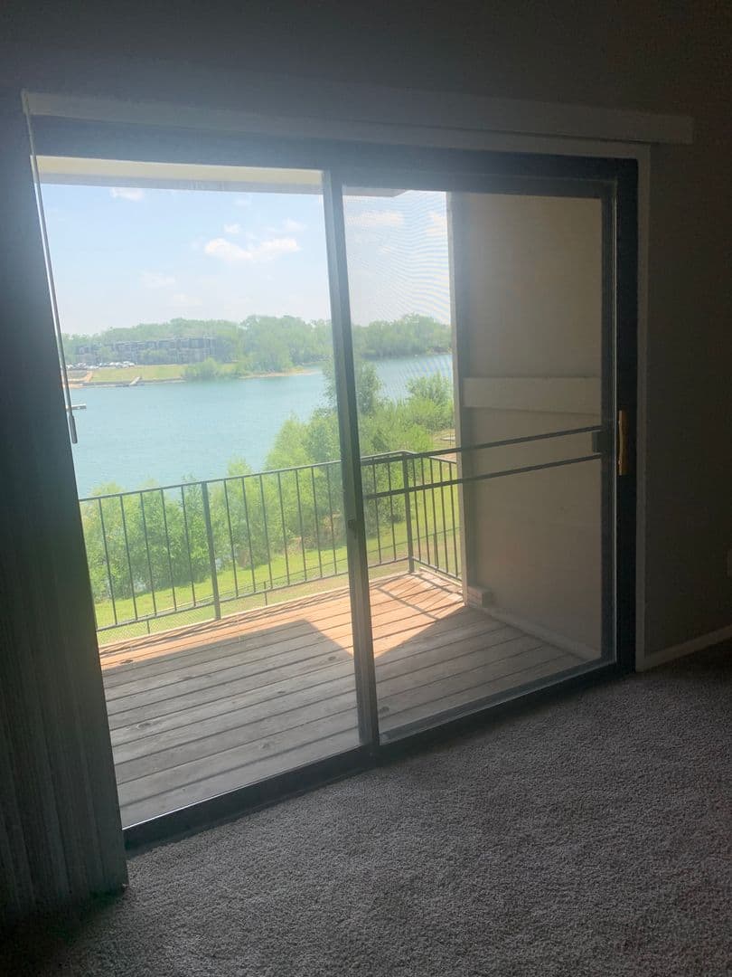 Wichita Apartment: 519 W. 27th St. South